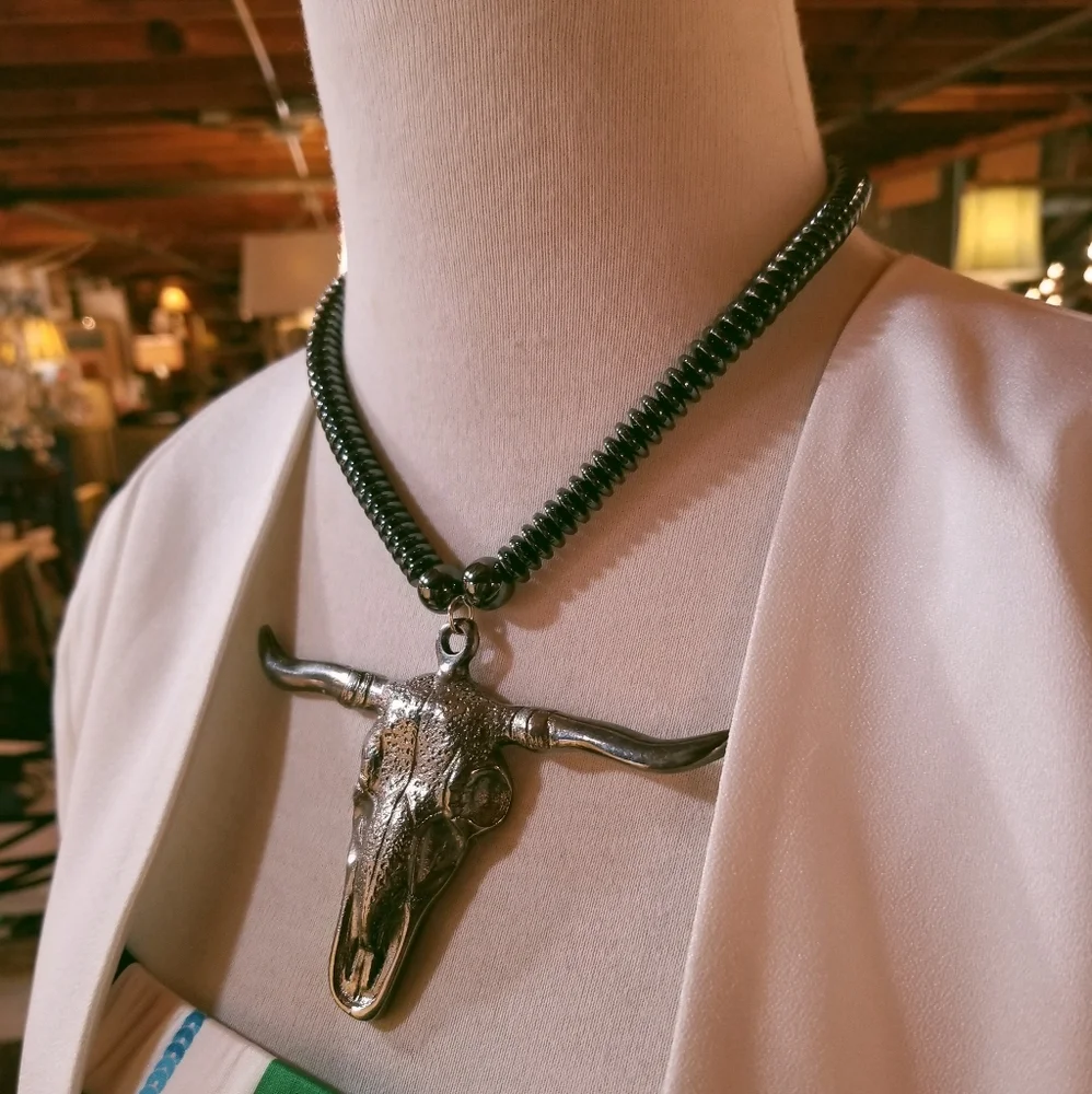 ♉️Taurus the Bull Goldtone Hematite Necklace - Only 1 Available🐂✨️ Handcrafted - Picture 16 of 16